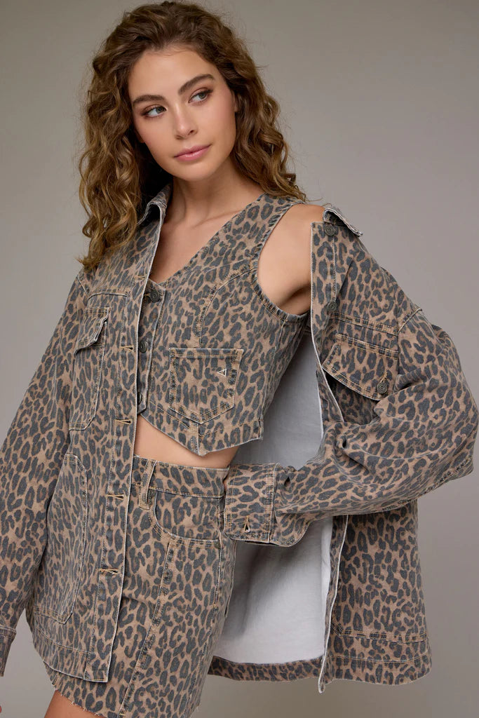 ABBEY Medium Wash Oversized Shirt